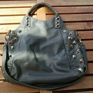 BE&D Gray Leather Bag